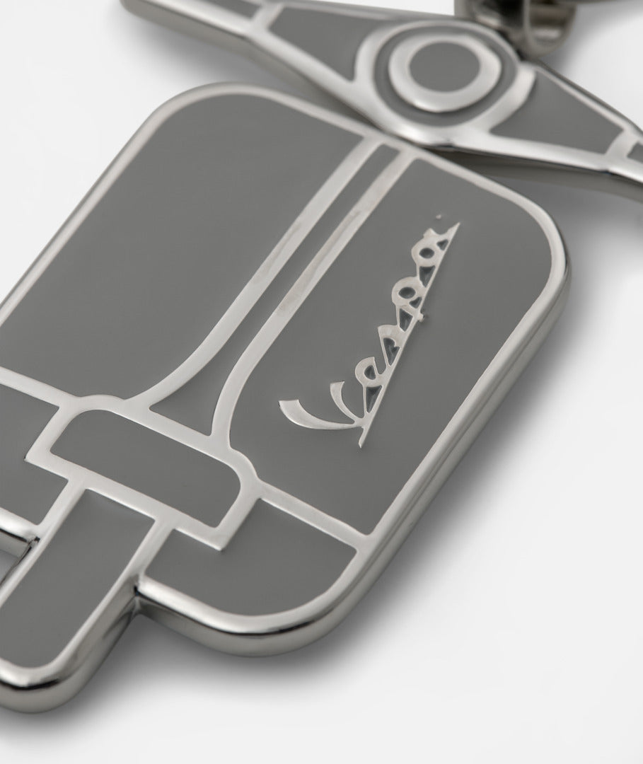 Vespa Kollektion 2024, Vespa DEC Kollektion, Vespa Dealer Equipment Collection, Vespa Accessoires, Vespa Schlüsselanhänger, Vespa Merchandising, Vespa Fan Shop