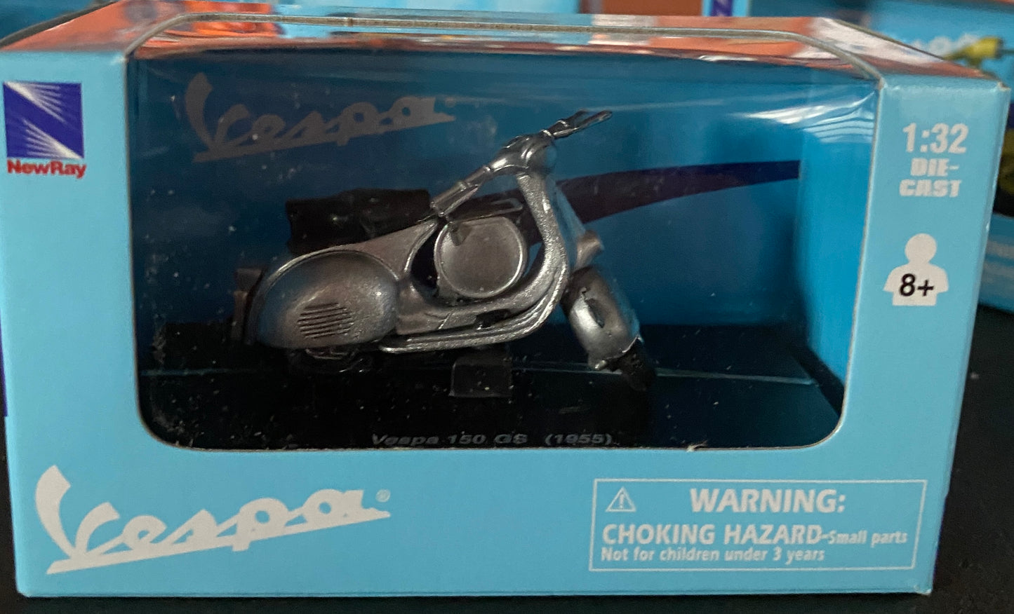 verschiedene Vespa Modelle im Maßstab 32:1, Vespa Modelle, Vespa Spielzeug