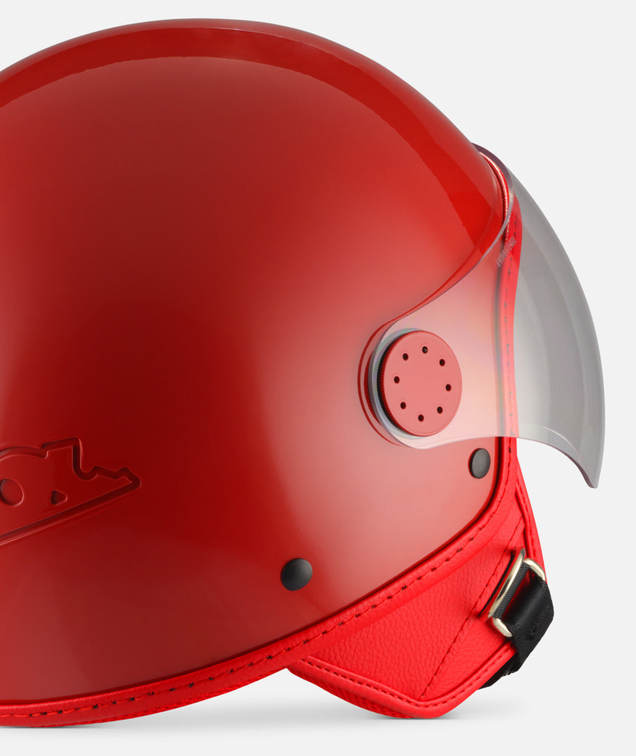 Vespa kollektion 2024, Kollektion Vespa 2024, Vespa DEC Kollektion, Vespa Dealer Equipment Kollektion, Vespa RED Kollektion, Vespa RED, Vespa Merchandising, Vespa Fan Shop, Vespa Visor 4.0, Vespa Helme, Vespa neue helme, Helme ECE 22.06, roter Helm 