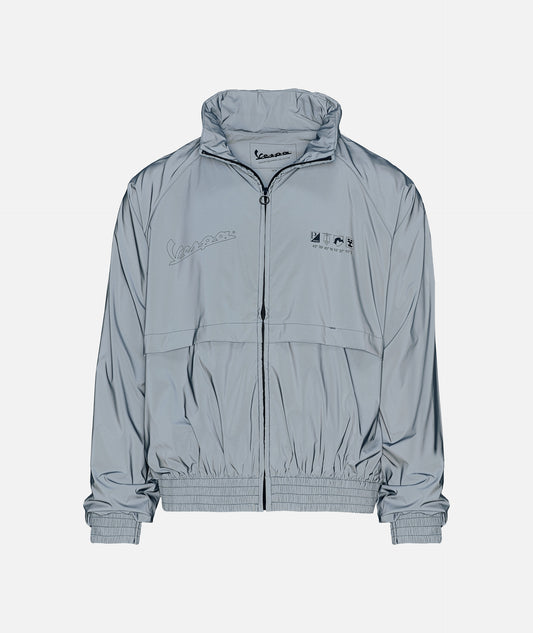 Regenschutz Vespa, Windschutz Vespa, Wetterschutz Vespa, Windjacke Vespa, Vespa Bekleidung, Vespa Merchandising, vespa Funktionsbekleidung, Vespa Witterungsschutz, Vespa neue Kollektion, Vespa Kollektion 2024, Vespa DEC Kollektion