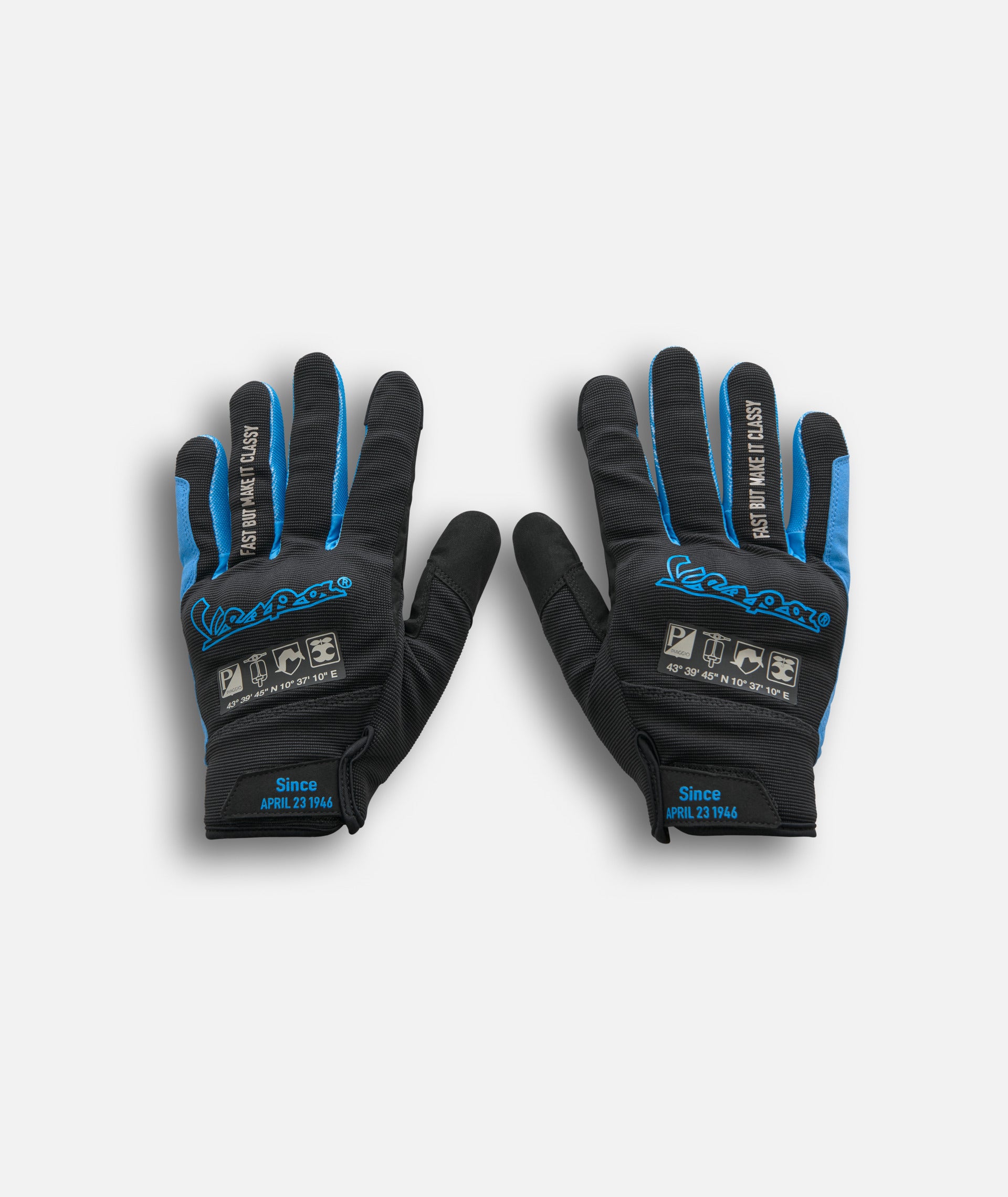 Vespa Handschuhe, Vespa neue Kollektion, vespa Kollektion 2024, Vespa Sommerhandschuhe, Vespa Touchscreen-kompatible handschuhe, vespa Funktionsbekleidung, vespa schwarze Handschuhe, vespa blaue Handschuhe