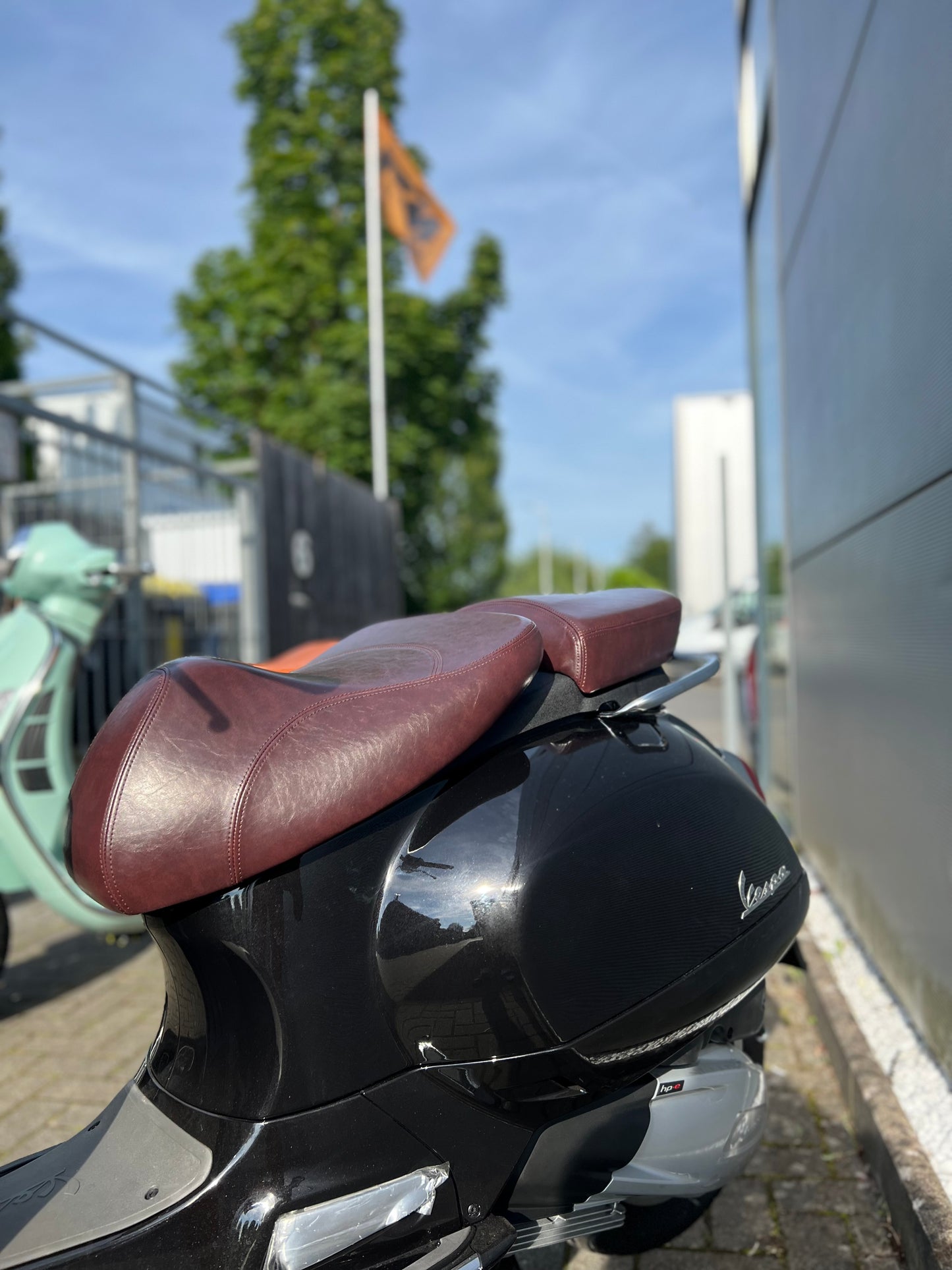 Vespa Sattel, Vespa Sattel für 125/300 GTS, Vespa brauner Sattel, Vespa Ledersattel, Vespa Kunstleder Sattel, Vespa Duo Sattel, Vespa Zubehör, Vespa Ersatzteile