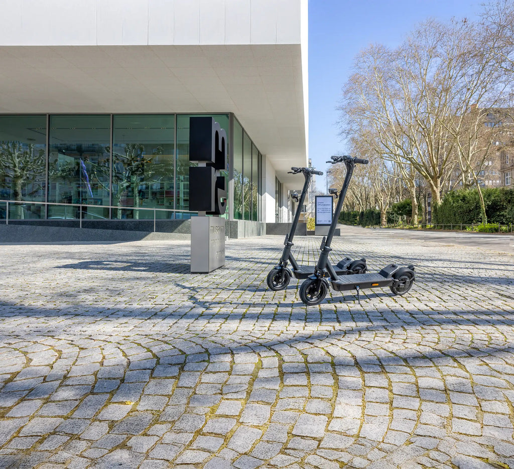 E-Scooter ePF-2 PRO 653W, Escooter , EpowerFun Escooter, günstige Escooter, Qualitätsvolle Escooter, Km/H Escooter, Esccoter mit App verbinden, Escooter für viel Gewicht, Escooter für lange Fahrten, Esooter mit großem AKKU, Esccoter mit viel Reichweite, Escooter zum Einpacken/Einfalten, gute Preis-Leistung Escooter