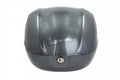 Top Case Vespa, 32 l, grau titan, Vespa Top Case grau, graues Vespa Top Case, Vespa Top Case silber, Vespa Gepäck, Vespa Gransportmöglichkeiten