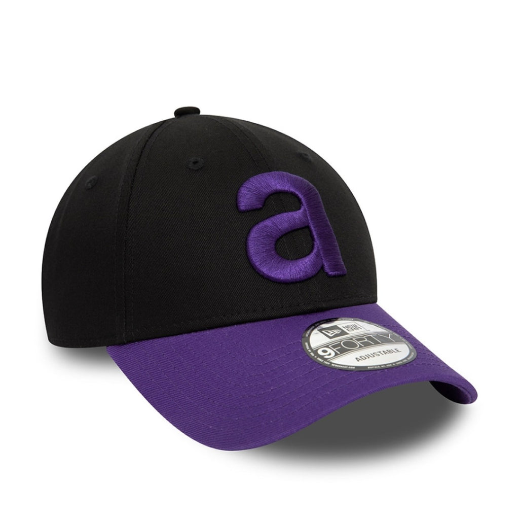Aprilia Basecap New Era Contrast 9Forty, schwarz, lila
