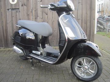 Vespa GTS 300 Super Modell 2023